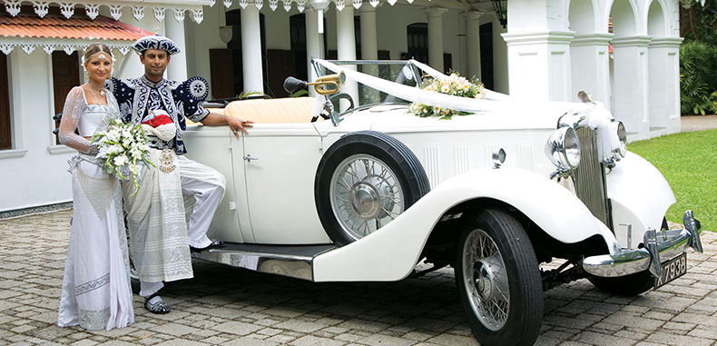 Wedding Car With Driver wedding cars for hire sri lanka wedding cars for rent Wedding Car With Driver wedding cars for hire sri lanka wedding cars for rent