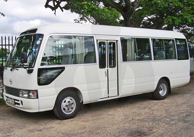 Toyota Coaster Luxury 29 Seater Toyota Coaster Luxury 29 Seater