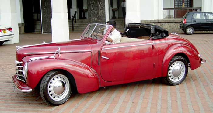Skoda Roadster (1950) Open Top (Red) Skoda Roadster (1950) Open Top (Red)