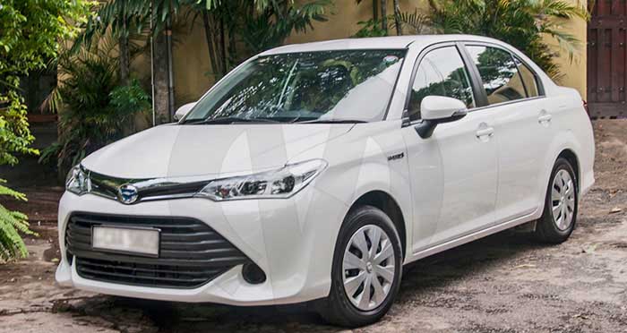 Toyota Corolla NKR 165 Axio Hybrid Toyota Corolla NKR 165 Axio Hybrid